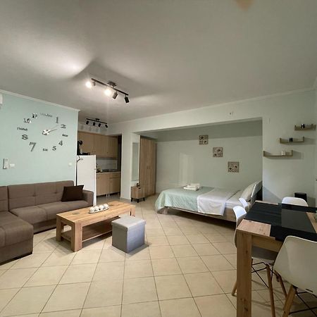 Eleni Studio Apartment Preveza Exterior foto